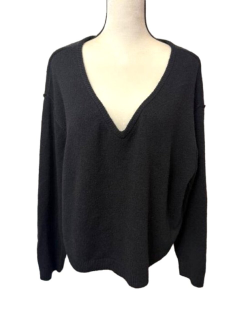 American Eagle Black Deep V-Neck Soft Lightweight Slouch Sweater Sz L #2515